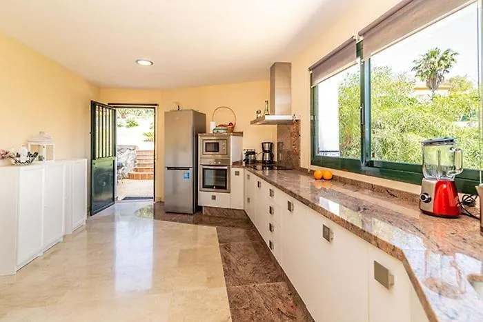Tranquil 3 Bed Villa With Private Pool + Sea View! Benalmadena