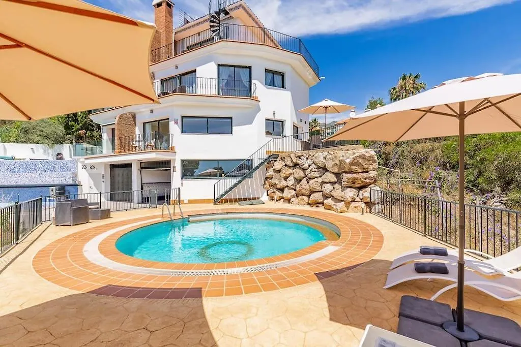 Tranquil 3 Bed Villa With Private Pool + Sea View! Benalmadena