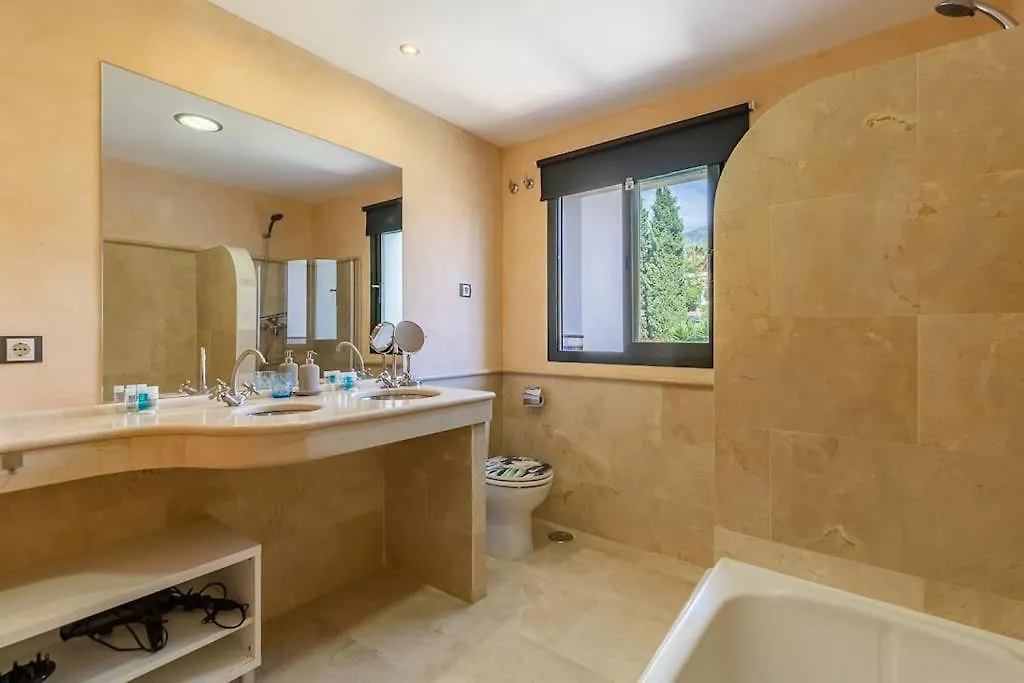 Tranquil 3 Bed Villa With Private Pool + Sea View! Benalmadena